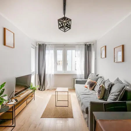 Wrostay Kuźnicza Apartment *